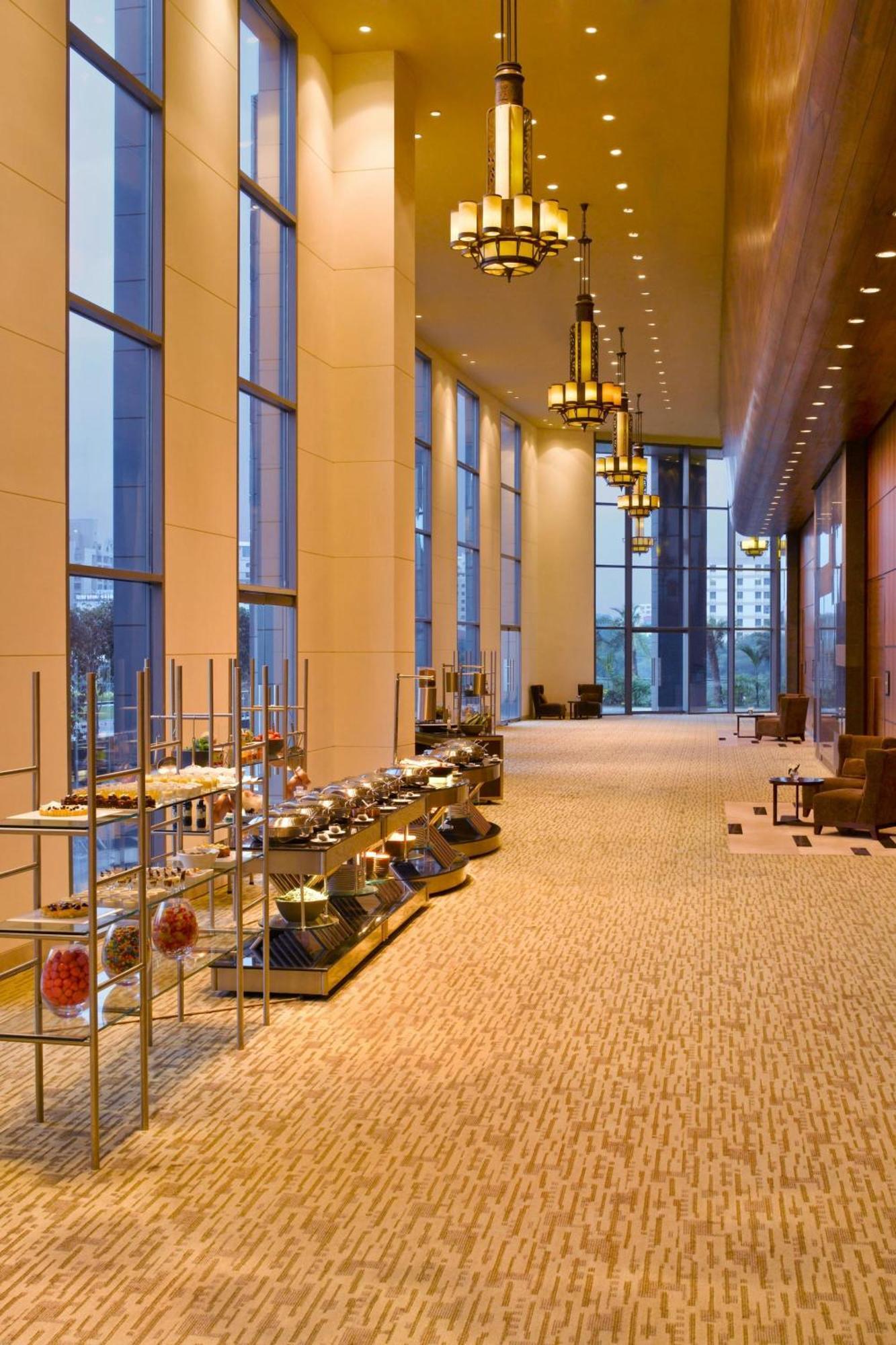 The Westin Pune Koregaon Park Exterior foto